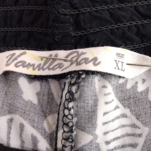 Size 16 black/white lounge pants with side pockets - Picture 4 of 6